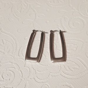 Lia Sophia silver STUDIO earrings